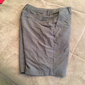 Men’s shorts/board shorts